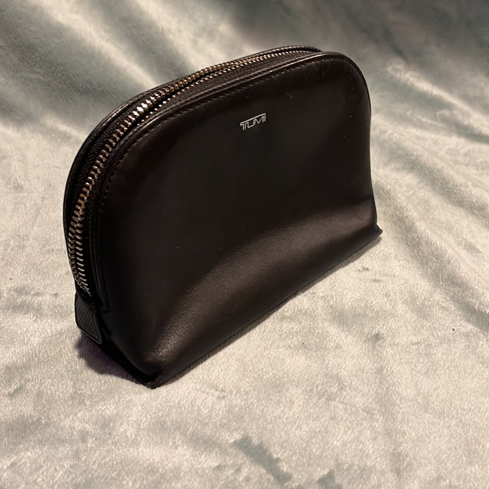 Tumi cosmetic bag